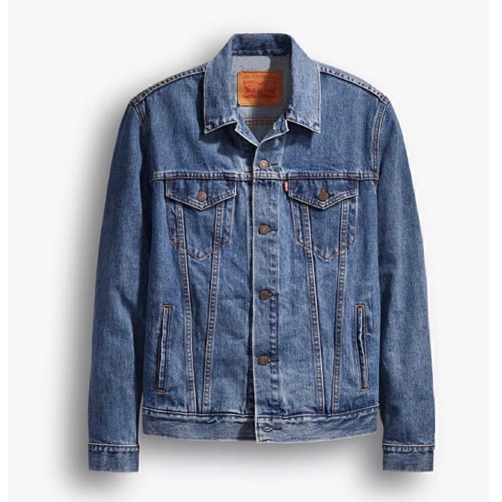 NWT Levis Light Stonewash Denim Jean Trucker Jacket